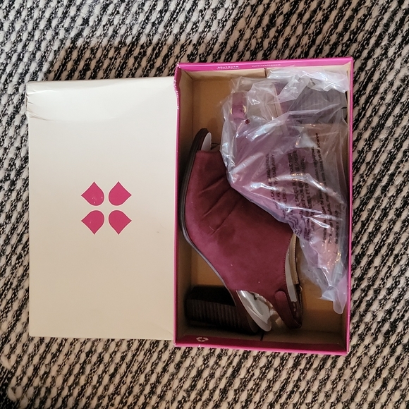 Naturalizer Open Toe Booties - Picture 8 of 8